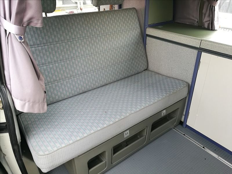 Volkswagen D California   2,4 - fotka 14 z 20