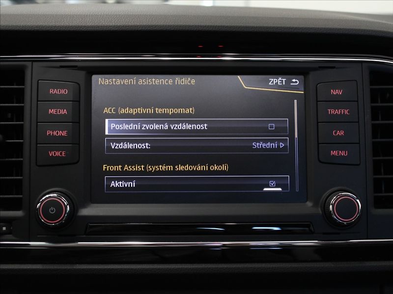 Seat Leon 2,0 Cupra 290 DSG ST Pano.DCC - fotka 13 z 30