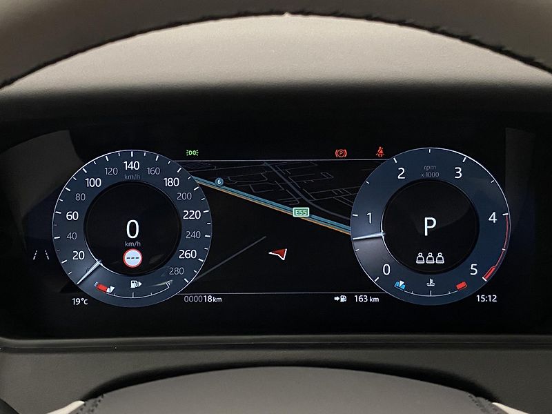 Land Rover Range Rover Velar D300 DYNAMIC SE AUT REZERVACE - fotka 29 z 63