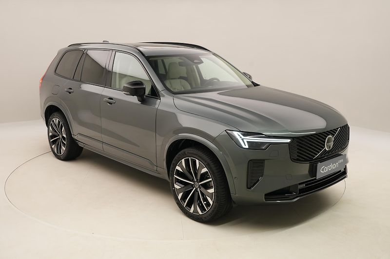 Volvo XC90 (2026) T8 AWD RECHARGE DARK ULTRA - fotka 16 z 74