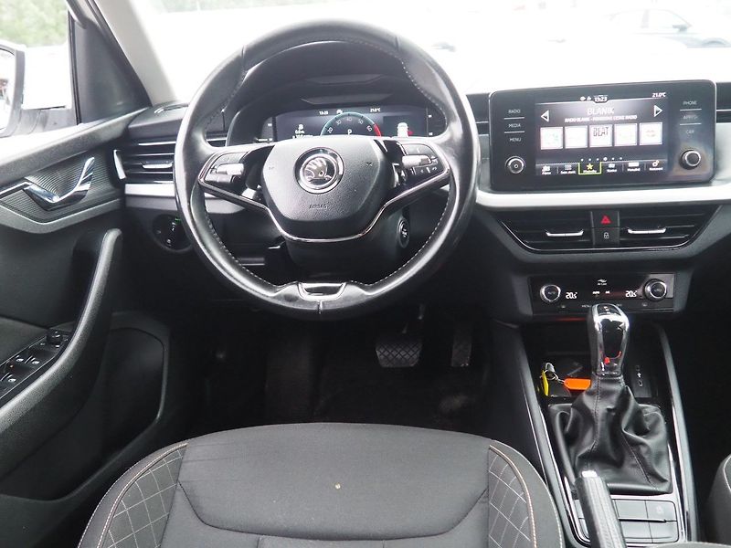 Škoda Kamiq (2022) 1.0 TSi, 81 kW, AT - fotka 15 z 32