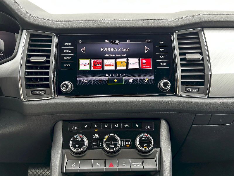 Škoda Kodiaq (2023) 2.0 TDI 110kW 4x4 DSG Ambition - fotka 12 z 35
