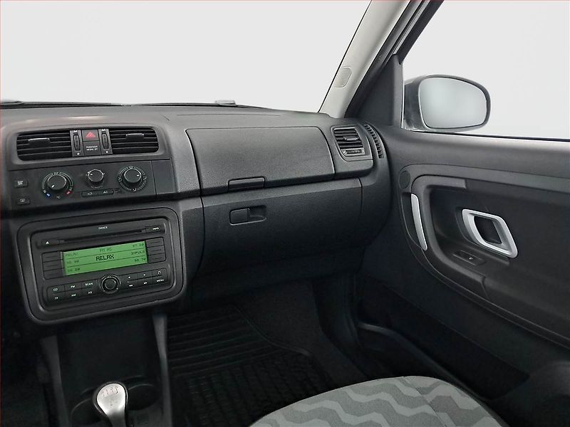 Škoda Roomster (2007) Style 1.4 16V, nová STK - fotka 8 z 17