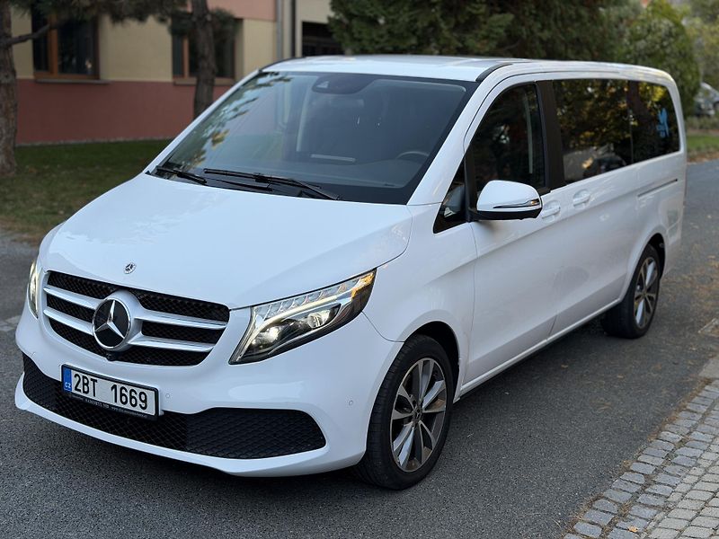 Mercedes-Benz Třídy V (2021) Mercedes-Benz V 300 d L 4MATIC - fotka 2 z 19
