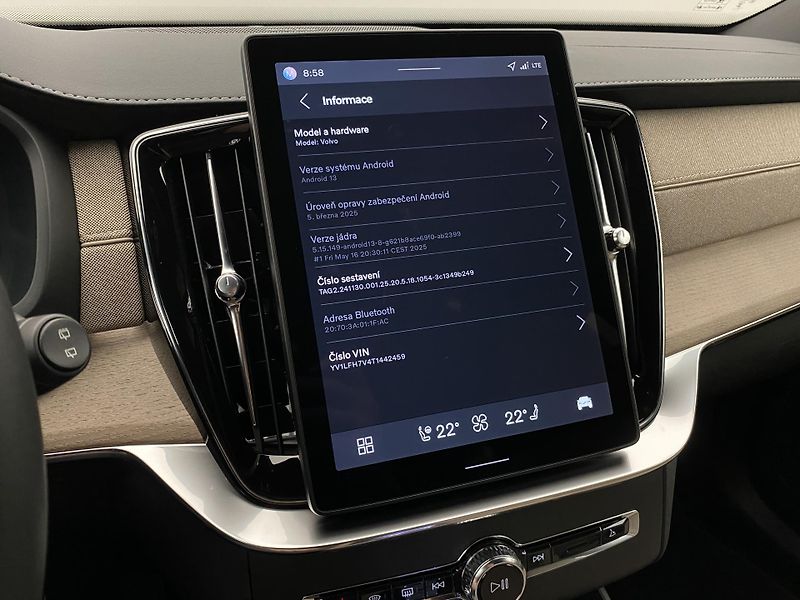 Volvo XC90 (2026) T8 AWD Plug-in BRIGHT PLUS 7m - fotka 57 z 69