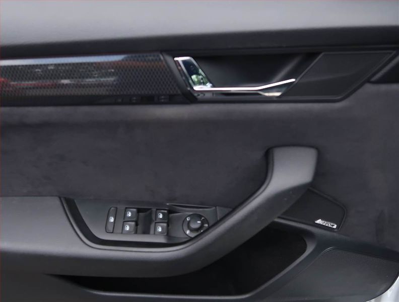 Škoda Superb (2017) Sportline 2.0 TSI, Automat - fotka 23 z 23
