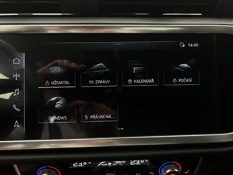 Audi Q3 35 TFSI AUT CZ - fotka 39 z 42