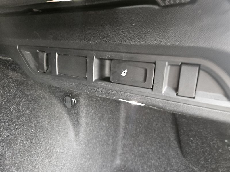 Škoda Octavia IV  2,0 TDI 110 kW - fotka 15 z 16