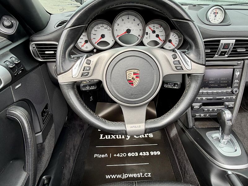 Porsche 911 (2008) S Cabrio 3.8 PDK 997.2 SportCh - fotka 27 z 67