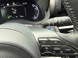 Toyota Yaris Cross 1.5 HSD e-CVT Executive FWD - náhled 18