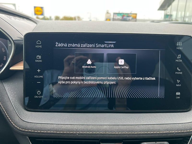 Škoda Fabia Selection 1,0 TSI 85KW - fotka 14 z 27