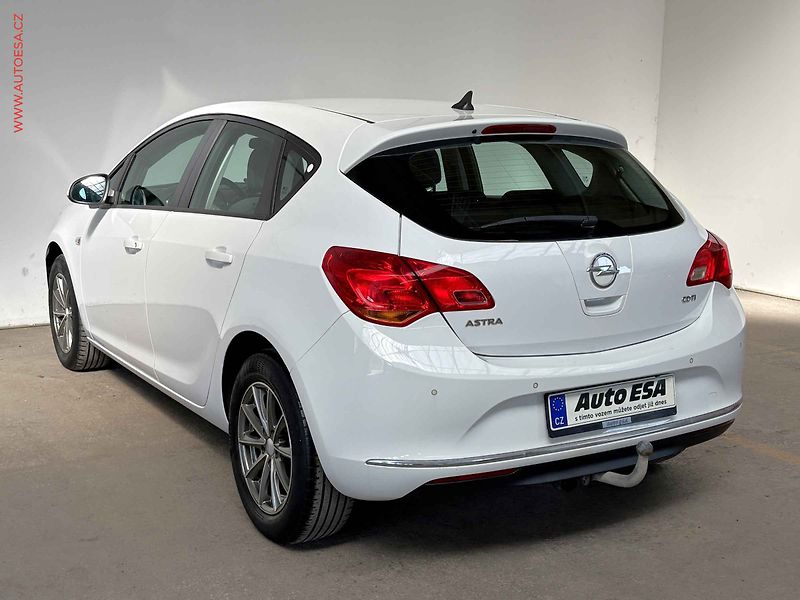 Opel Astra (2015) 1.6 CDTi, ČR, servis.kniha - fotka 6 z 14