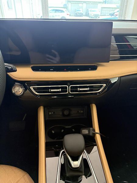 MG HS (2026) PHEV emotion - fotka 10 z 17