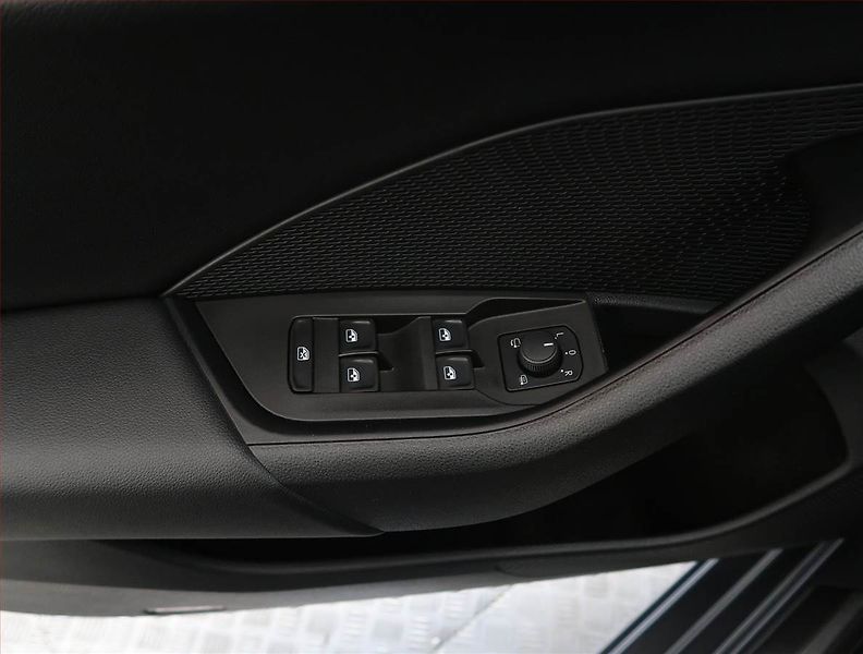 Škoda Octavia (2023) 2.0 TDI, Automat, ČR,1.maj - fotka 27 z 28