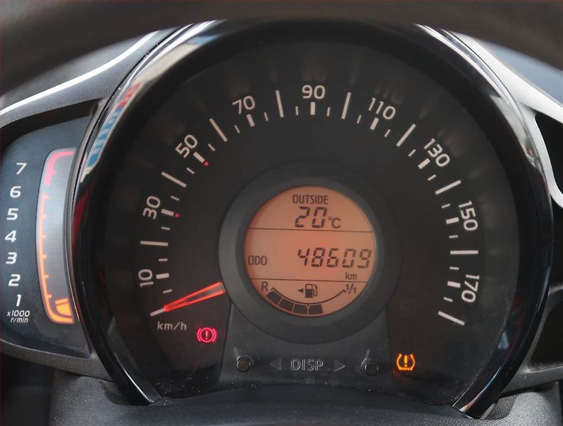 Citroën C1 (2021) 1.0 VTi, Serv.kniha - fotka 11 z 16