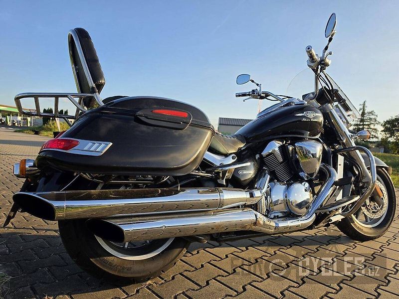 Suzuki Intruder C 1800 R (2009) - fotka 5 z 17