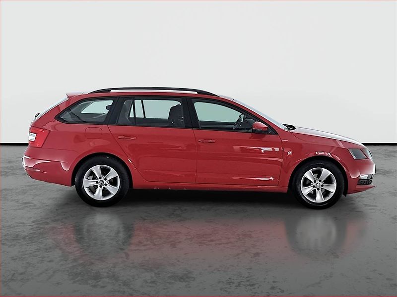 Škoda Octavia (2019) Ambition 1.6 TDI, Tempomat - fotka 6 z 17