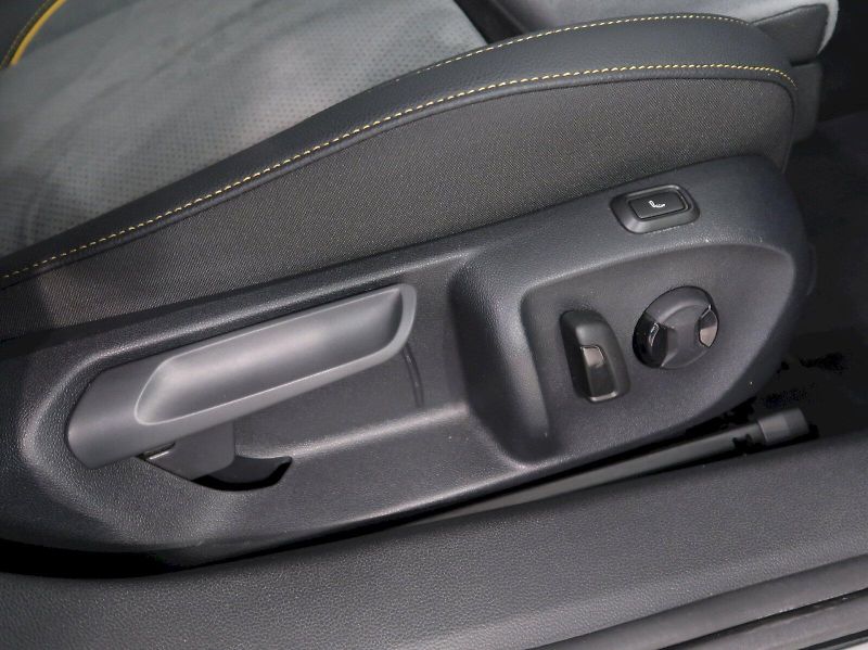 Škoda Superb (2024) SELECTION 2.0TDI 110KW DSG CAN - fotka 15 z 42