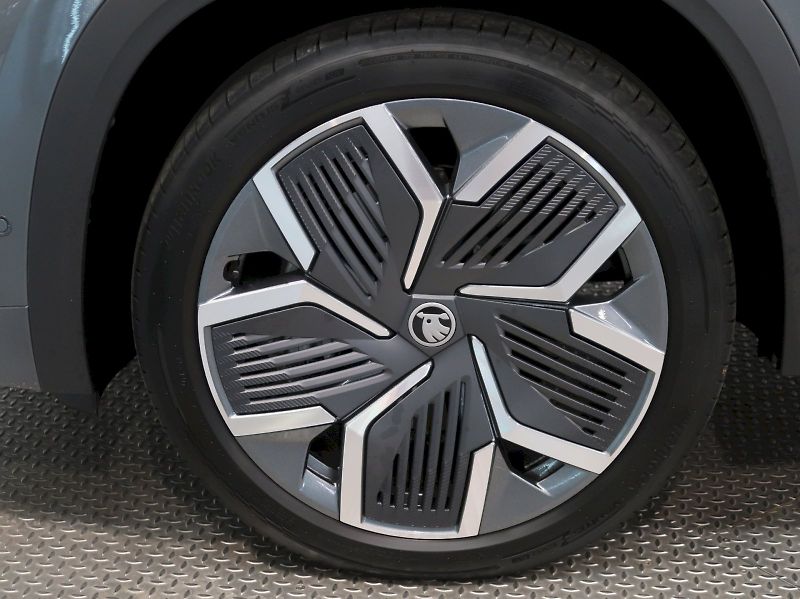 Škoda Kodiaq (2026) SPORTLINE 2.0TDI 142KW 4x4 DSG - fotka 12 z 47
