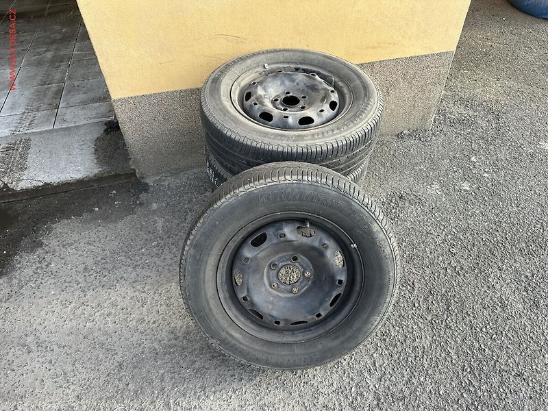 Volkswagen Polo (2012) 1.4i, ČR, AC, +kola - fotka 16 z 16