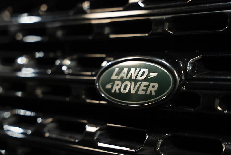 Land Rover Range Rover Autobiography 4,4 SDV8 250 kW - fotka 13 z 14