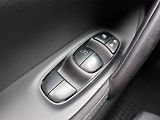 Nissan Qashqai (2015) 1.2 DIG-T, Automat, Serv.kniha - náhled 16