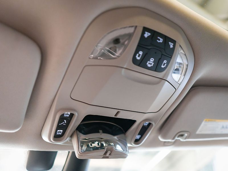 Chrysler Pacifica (2022) 3.6 Limited AWD, 360 Cam, ACC - fotka 34 z 44