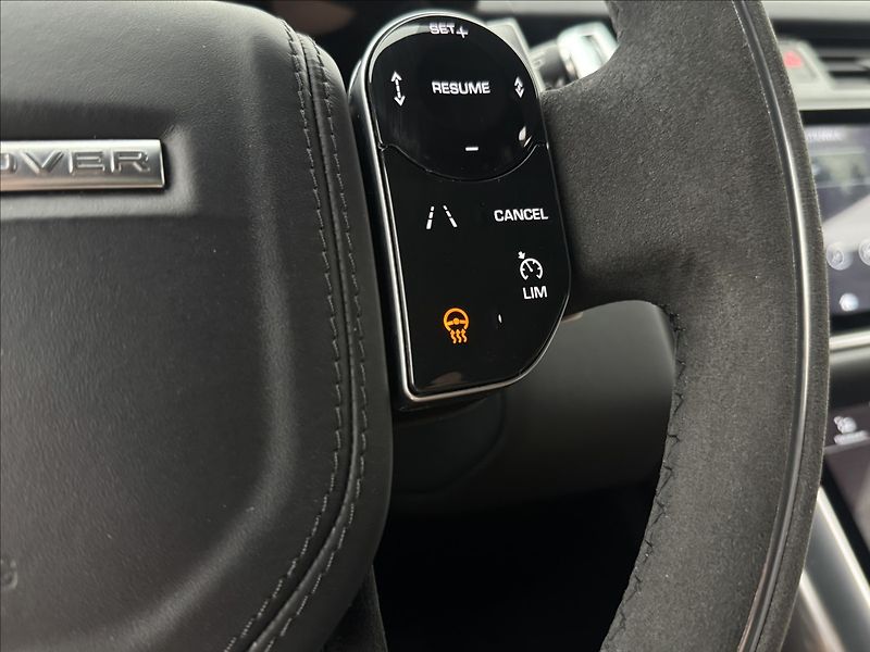 Land Rover Range Rover Sport 3,0 P400 HST HUD PANO DPH ČR - fotka 11 z 52