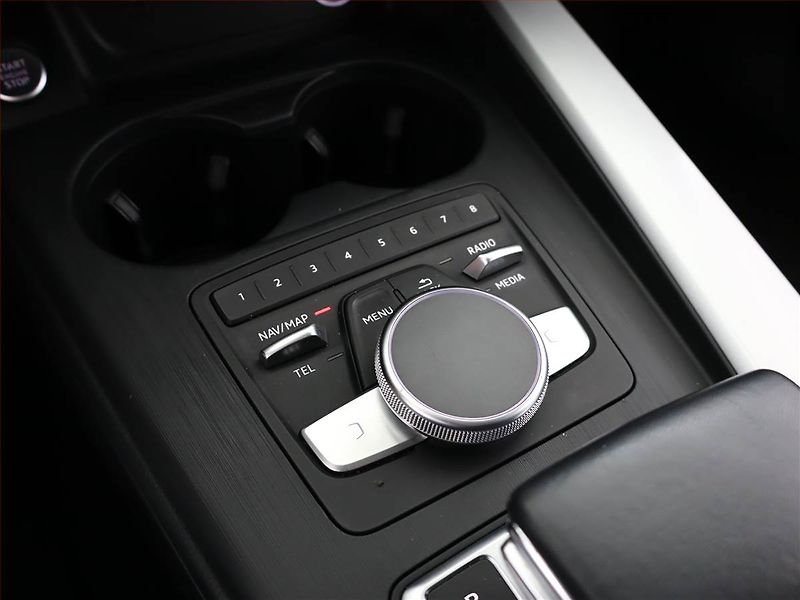 Audi A4 Allroad (2018) 2.0 TDI, 4X4, Automat - fotka 17 z 22