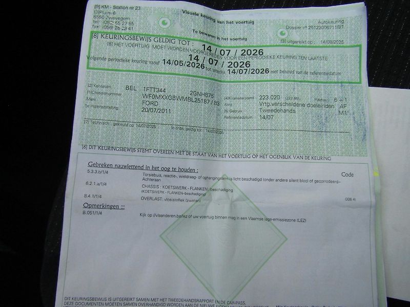 Ford Galaxy (2011) 2.0 TDCi 103kW 7MÍST - fotka 36 z 38