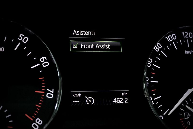 Škoda Octavia 3 Combi 1.4 TSI 110 kW DSG - fotka 23 z 36