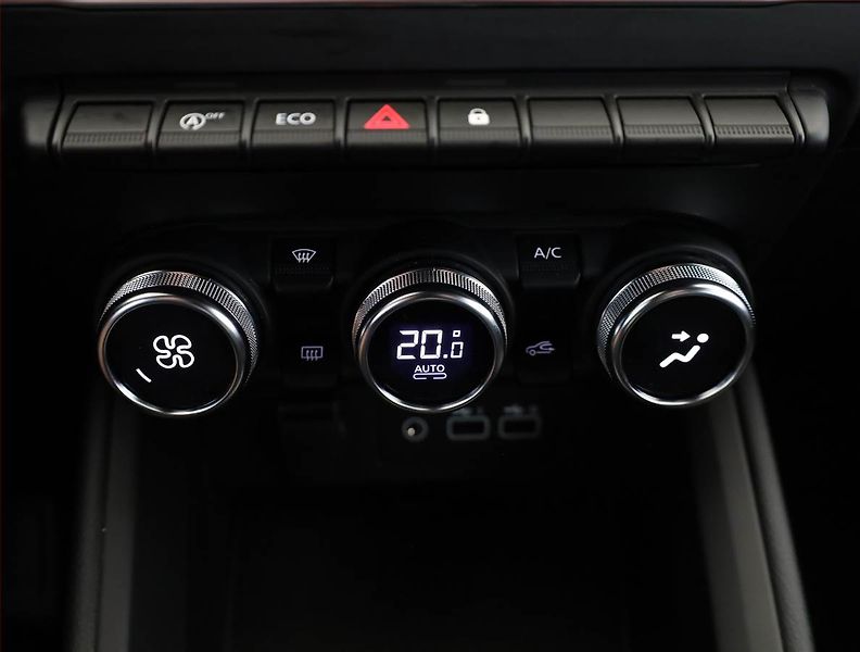 Mitsubishi Colt (2025) Intense 1.0 Turbo, ČR,1.maj - fotka 11 z 20