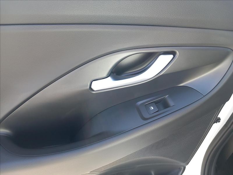 Hyundai i30 1,0 T-GDI MT SMART - fotka 18 z 20
