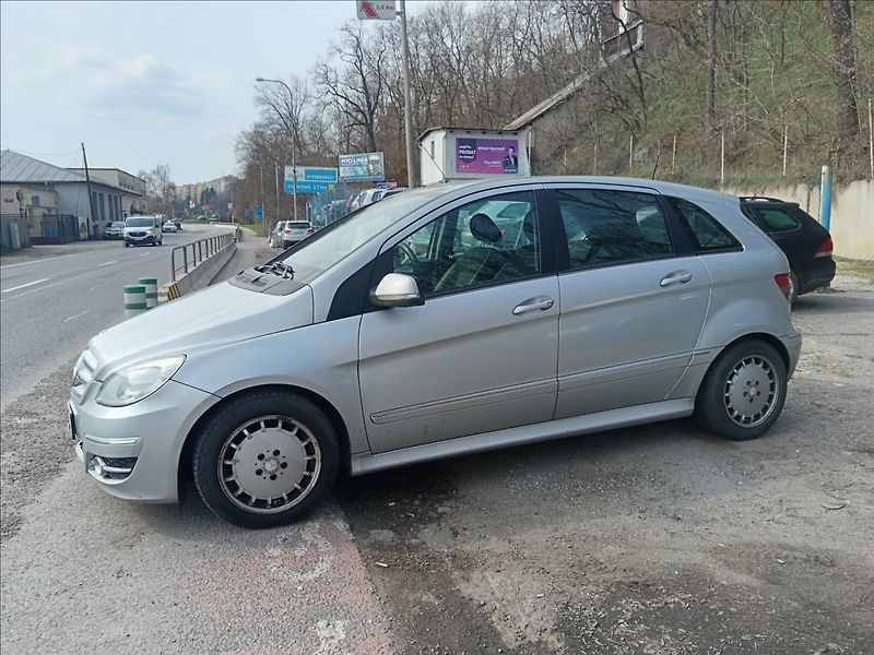 Mercedes-Benz Třídy B 2,0 CDi Automat - fotka 5 z 22