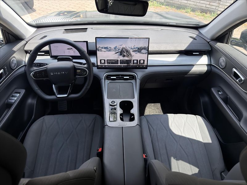 Chery Tiggo 8 PHEV 1,5   Unique - fotka 9 z 11