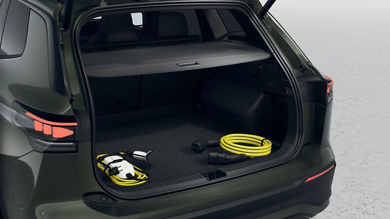 Volkswagen Tayron People 1,5 TSI 150 kW eHybrid - fotka 4 z 9