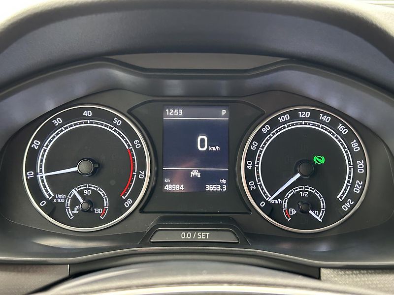 Škoda Scala 1.5 TSI Style Plus - fotka 12 z 28