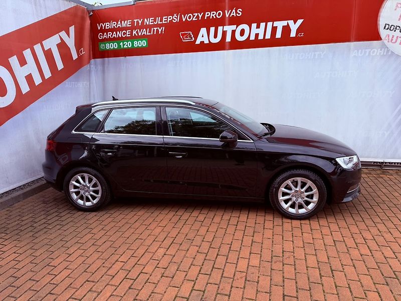 Audi A3 1.4 Sportback, 1.Maj, Serviska - fotka 6 z 27