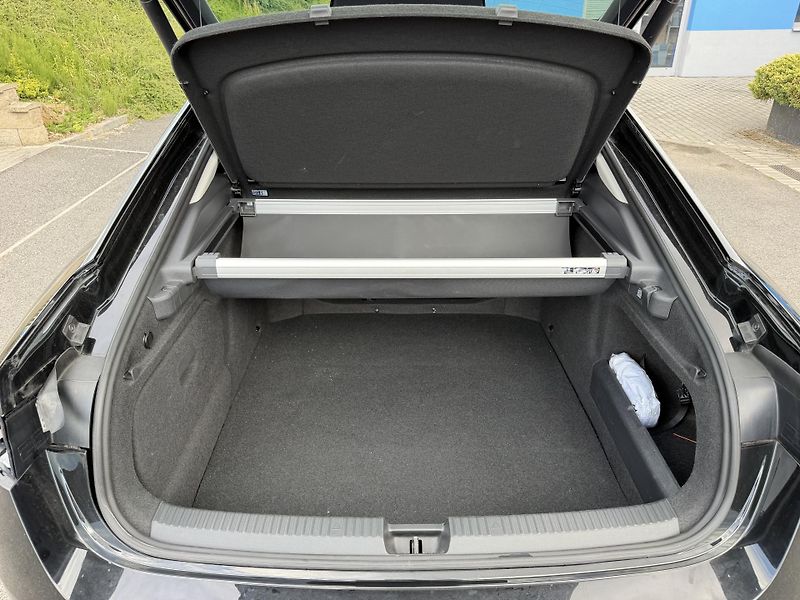 Škoda Superb 2,0TDi 147kW L&K 4x4 aut. - fotka 22 z 22
