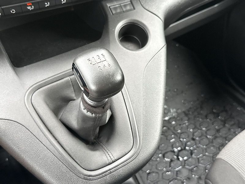 Citroën Berlingo (2022) 1.5 HDI LIVE PACK - fotka 15 z 26