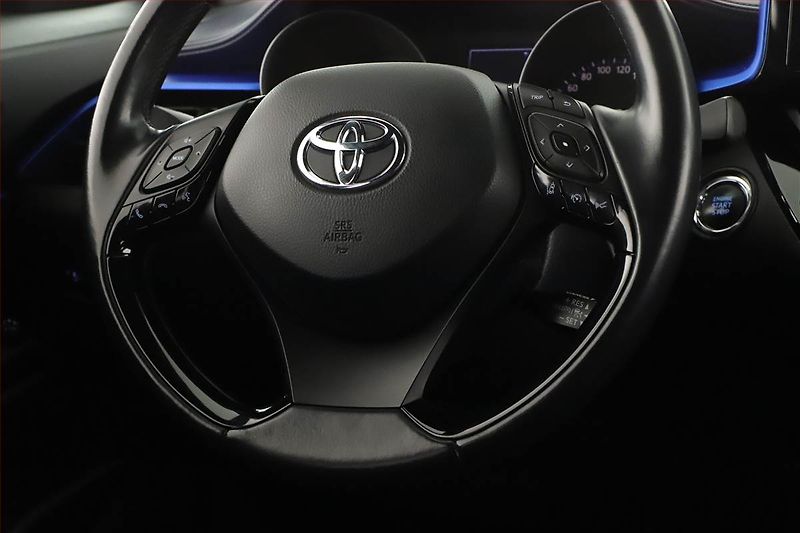 Toyota C-HR (2017) 1.2 Turbo, Automat, Navi - fotka 8 z 16