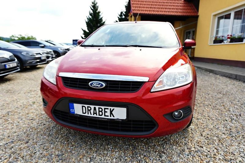 Ford Focus (2009) TREND 1,6 16V 74 kW - fotka 9 z 36
