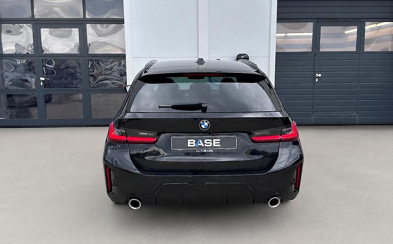 BMW Řada 3 320d xDrive M-Sport Touring - fotka 4 z 30