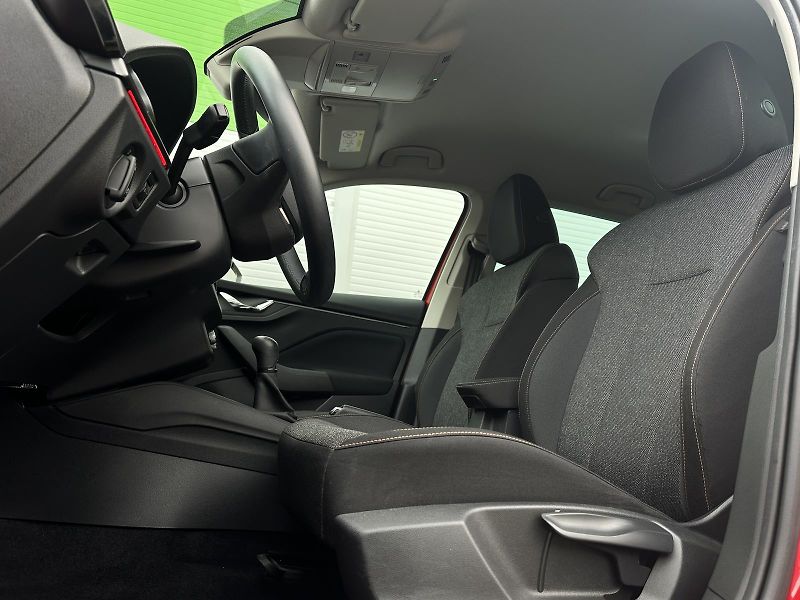 Škoda Kamiq 1.0TSi 110PS Ambition LED Temp - fotka 10 z 36