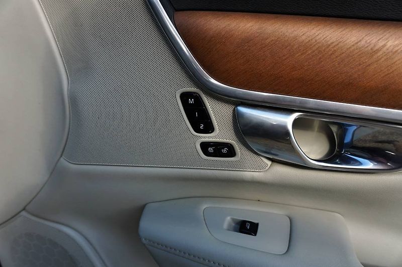 Volvo V90 (2019) INSCRIPTION POLESTAR 2,0D5 173 - fotka 21 z 60