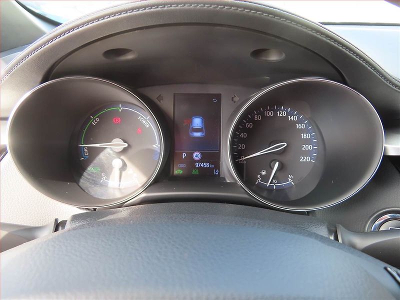 Toyota C-HR (2021) GR Sport 1.8 Hybrid - fotka 11 z 22