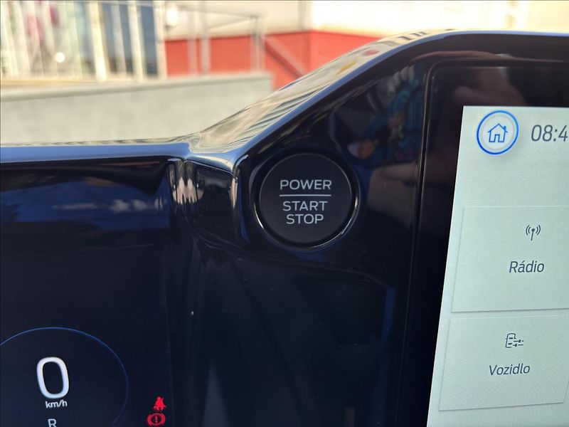Ford Tourneo Custom 2,0 EcoBlue 125kW Active AWD - fotka 41 z 52