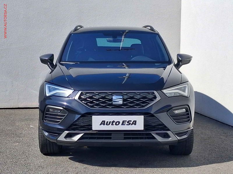 Seat Ateca (2023) 2.0 TDi, FR, DSG, LED, +ALU - fotka 2 z 22