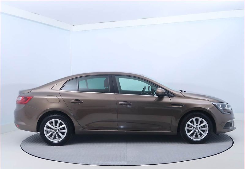 Renault Mégane (2017) 1.6 SCe, Serv.kniha, Tempomat - fotka 6 z 15