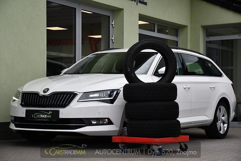 Škoda Superb 2.0TDi  - fotka 2 z 58